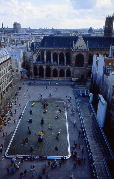 38-Centre Pompidou (sullo sfondo Notre Dame),19 aprile 1987.jpg
